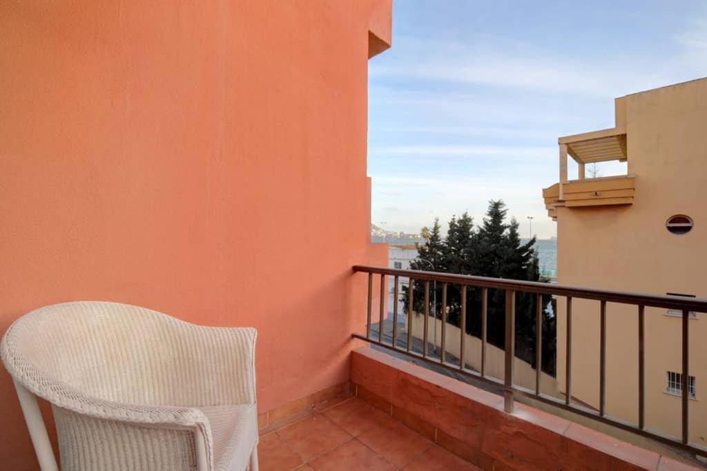 Duplex Con Vistas Al Mar Leilighet La Línea de la Concepción Eksteriør bilde