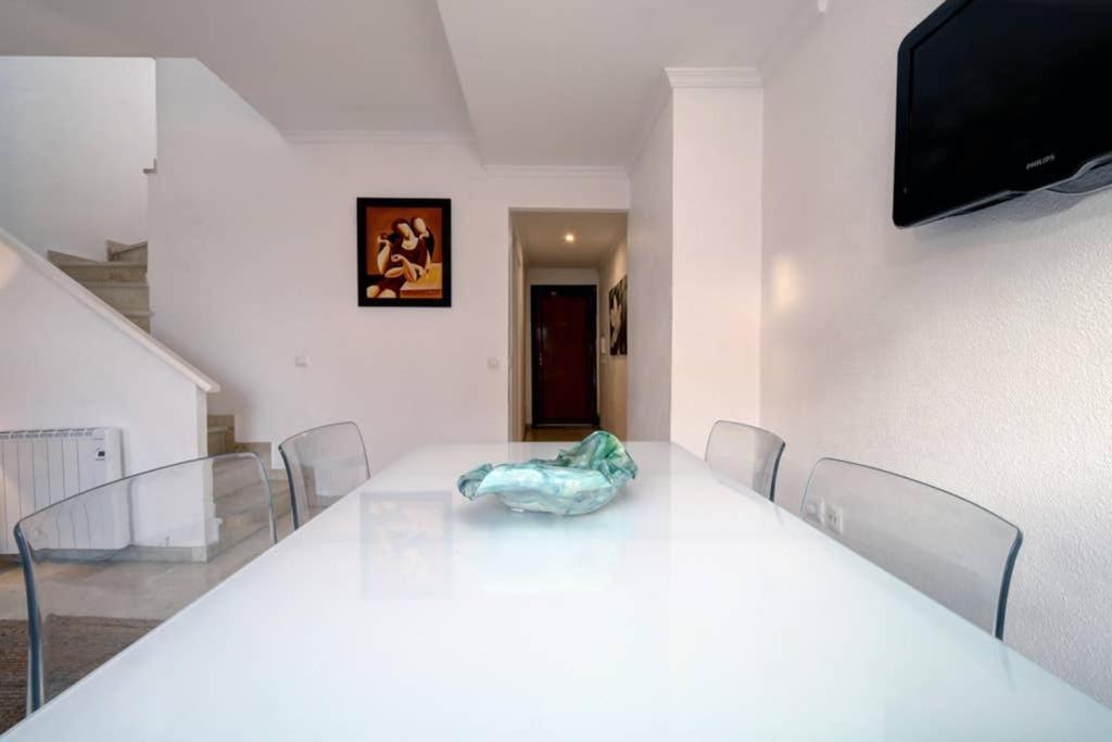Duplex Con Vistas Al Mar Leilighet La Línea de la Concepción Eksteriør bilde